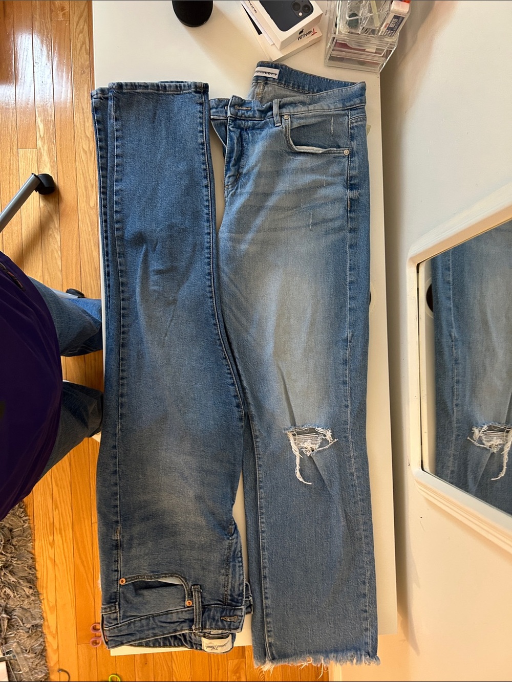 2 pairs of Blue Distressed distressed Straight-Leg Jeans- high waisted